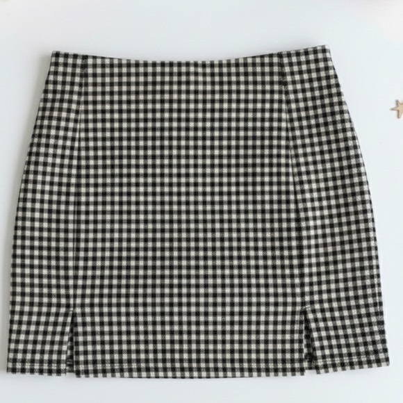 Full Tilt Dresses & Skirts - Full tilt skirt